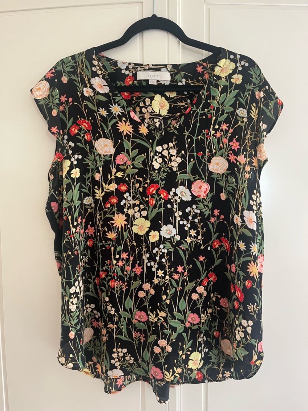 Loft cap-sleeved floral blouse - Size XL